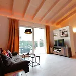 Auszeit Erfurt - Stilvoller Bungalow Mit Parkplatz - Zentrumsnah